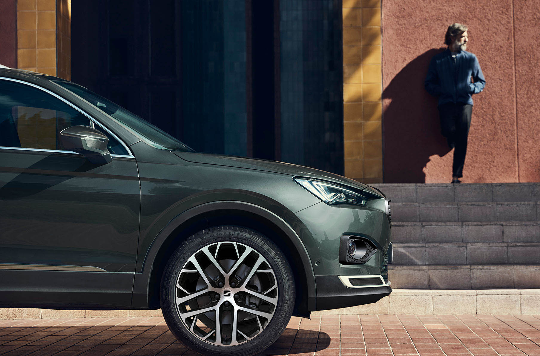 Uus SEAT Tarraco XPERIENCE koos 20-tolliste Nuclear Grey-hallide valuvelgedega