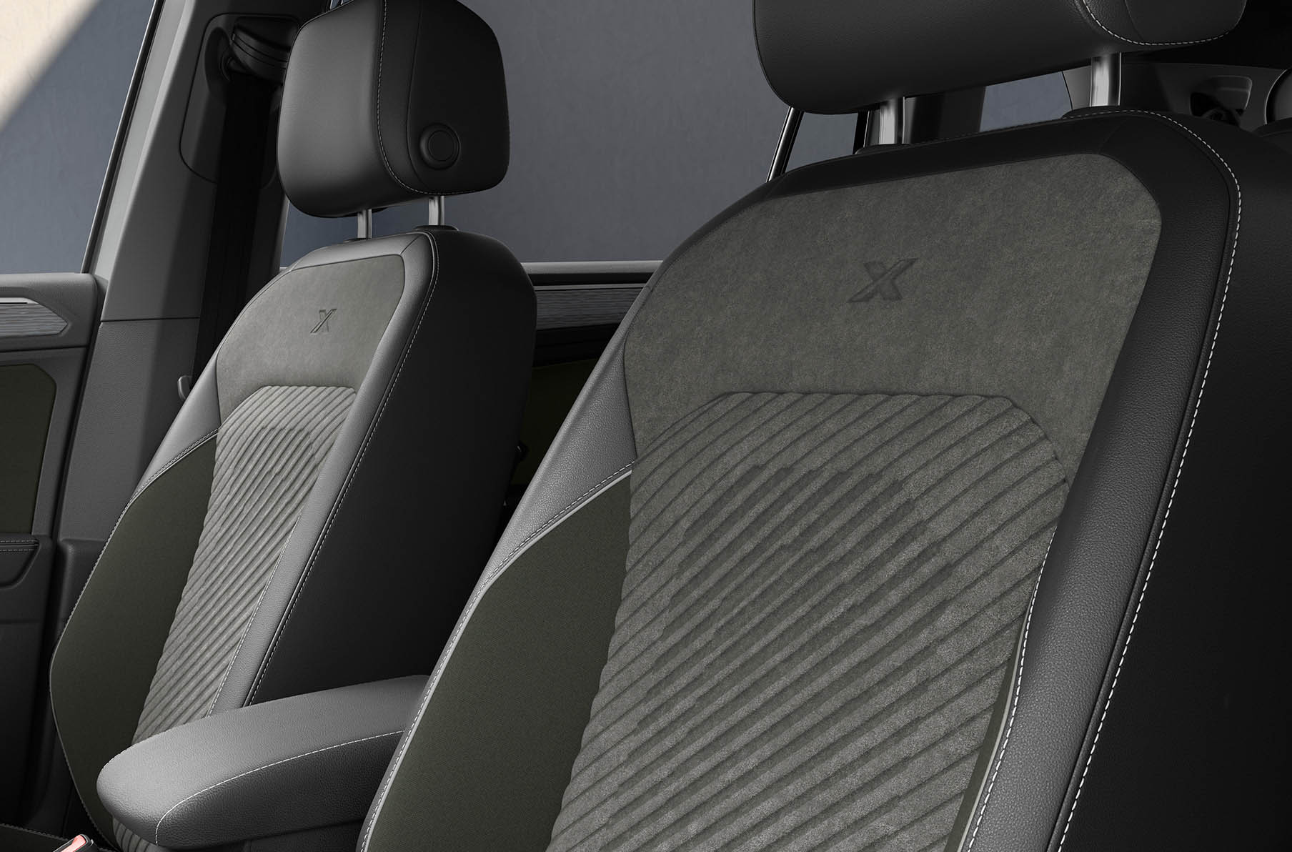 Uus SEAT Tarraco XPERIENCE koos DINAMICA®-mikrokiust istmekatetega